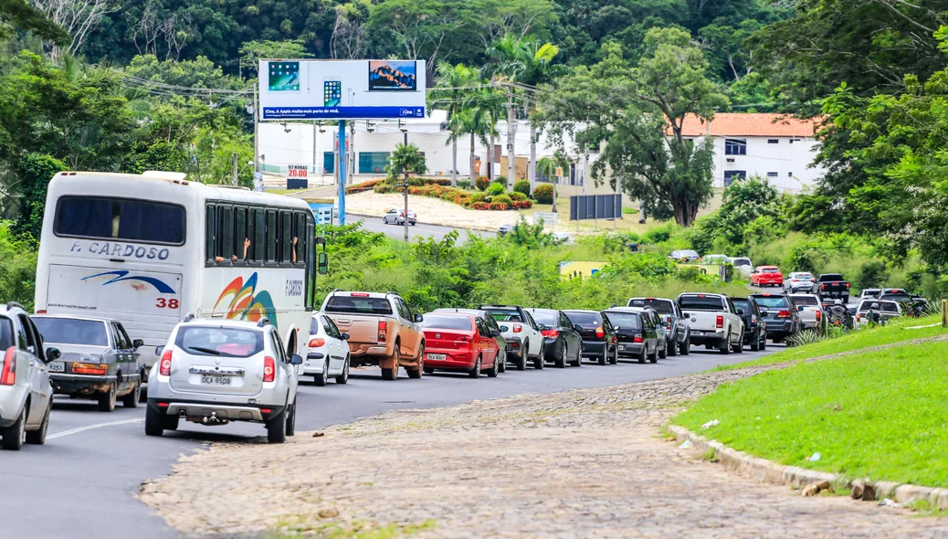 Engarrafamento na saída de Teresina