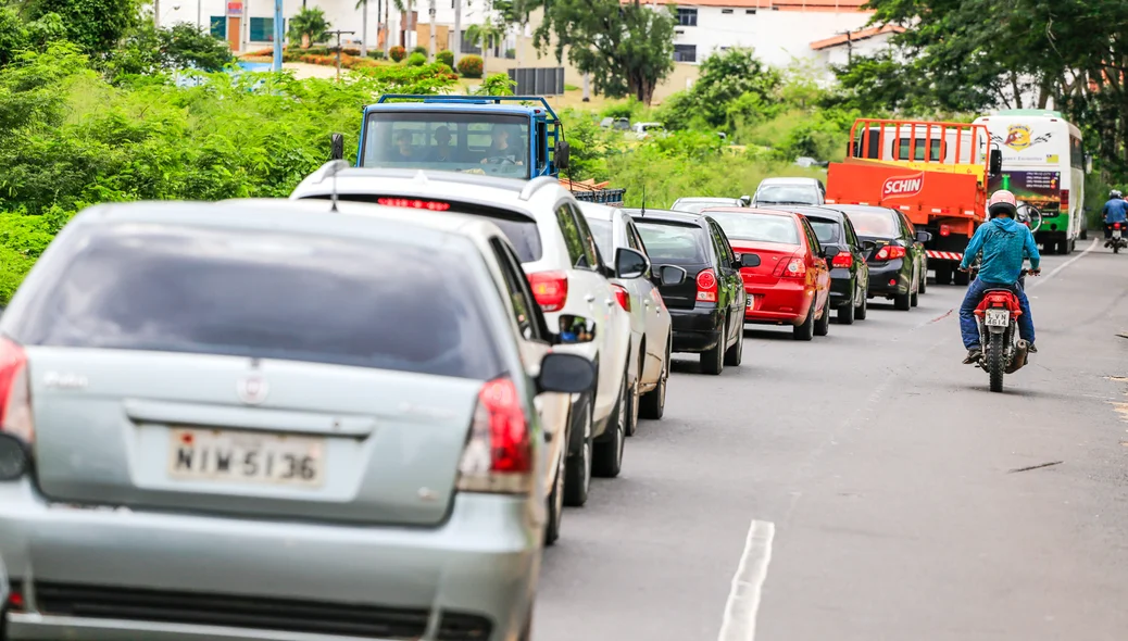 Fila de carros