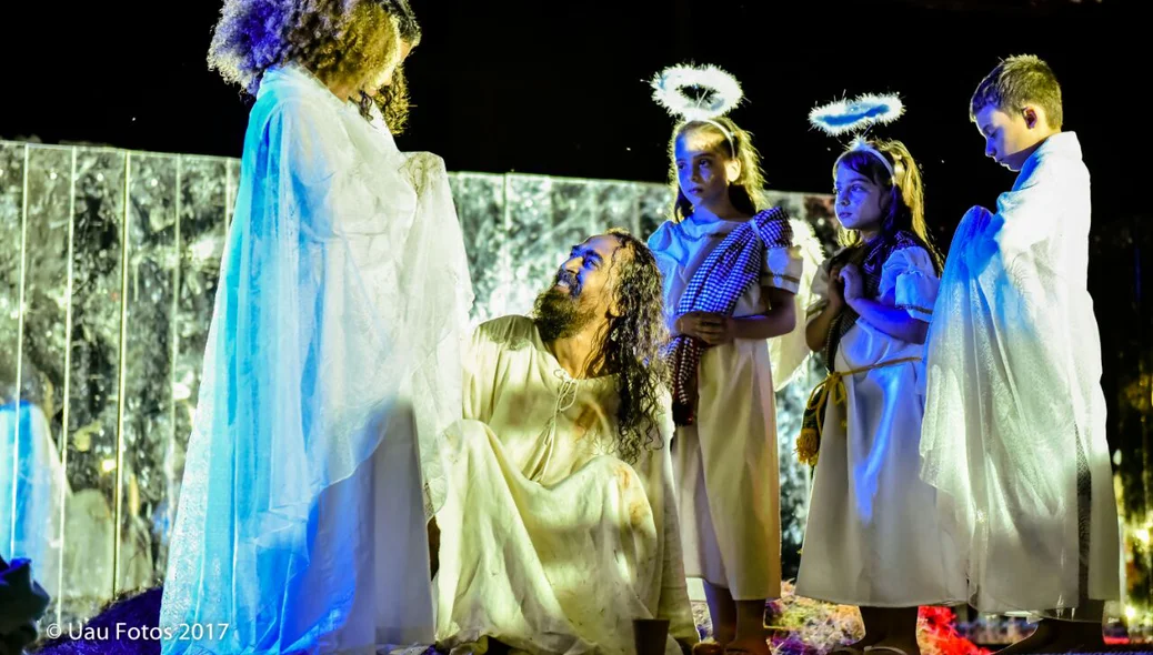 Jesus com os anjos