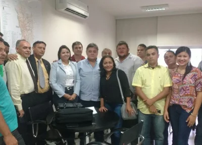 Reunião com líderes comunitários 