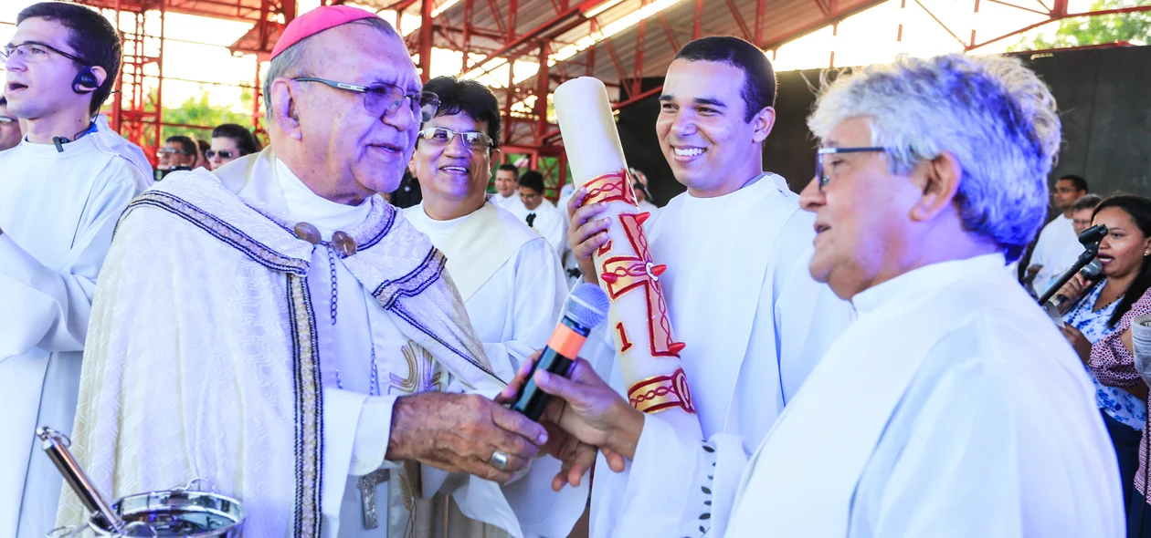 Dom Jacinto e Padre Toni Batista