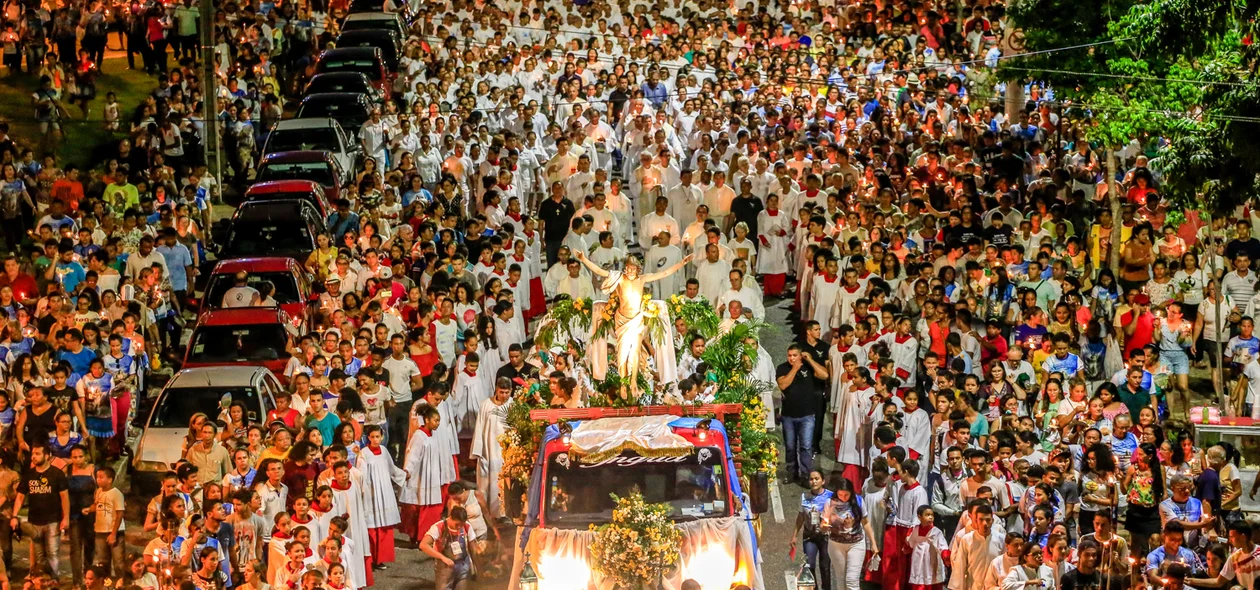 Ressuscita com cristo atraiu milhares de fiéis