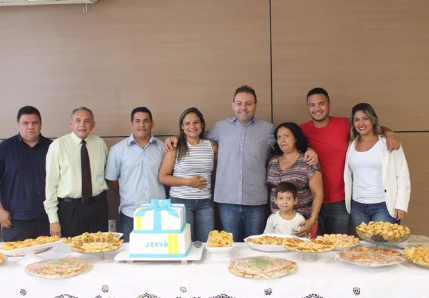 Jeová Alencar comemora aniversário