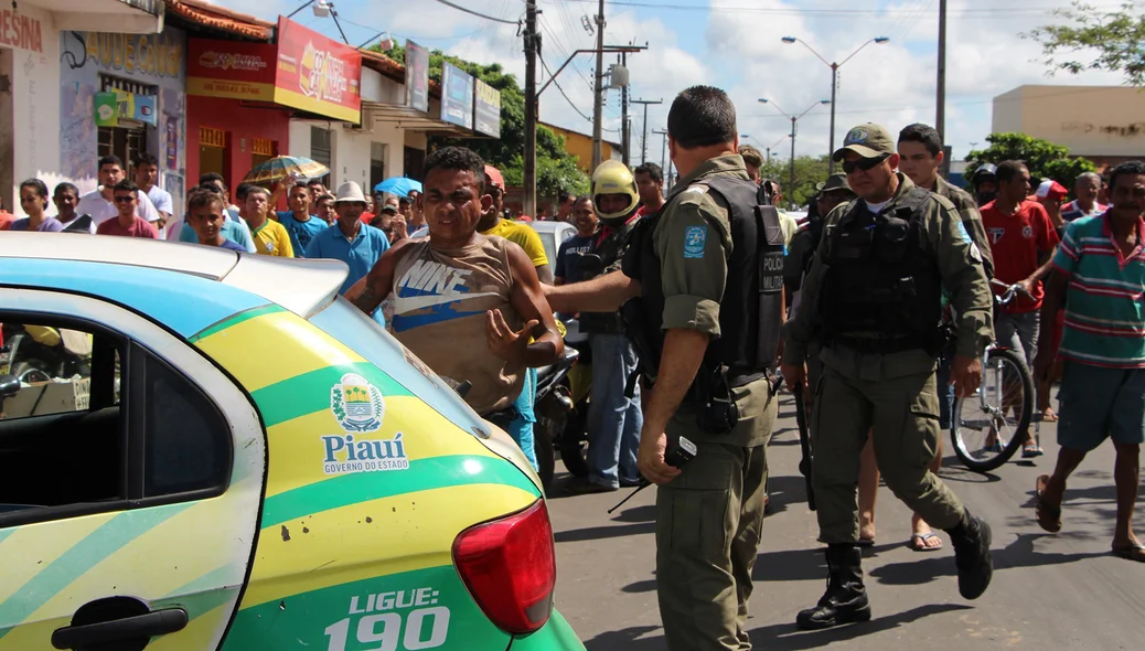 Polícia esteve no local