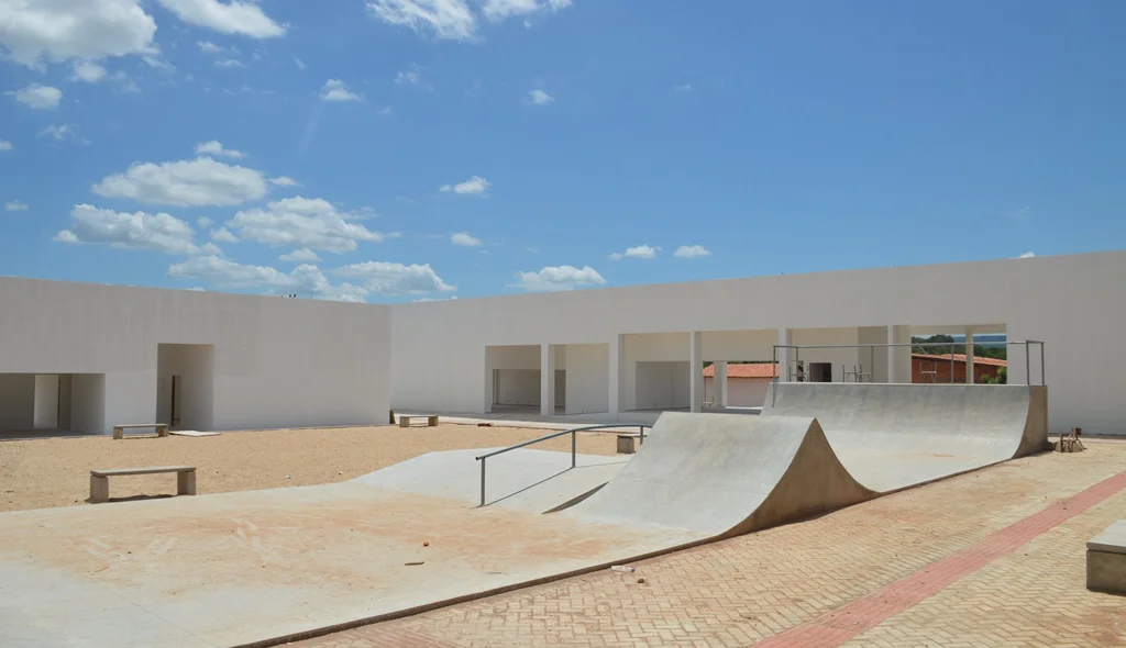 Estrutura interna da obra.