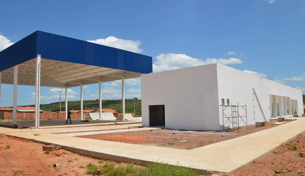 Obra terá três mil metros de área construída. 