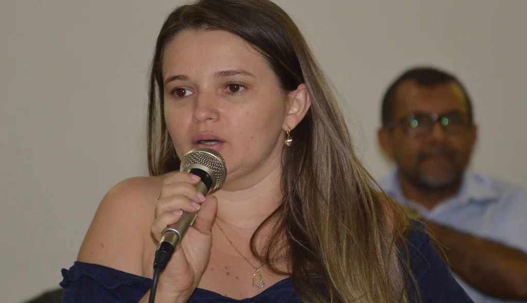 Tesoureira do Sindserm fala sobre projeto Escola sem partido.