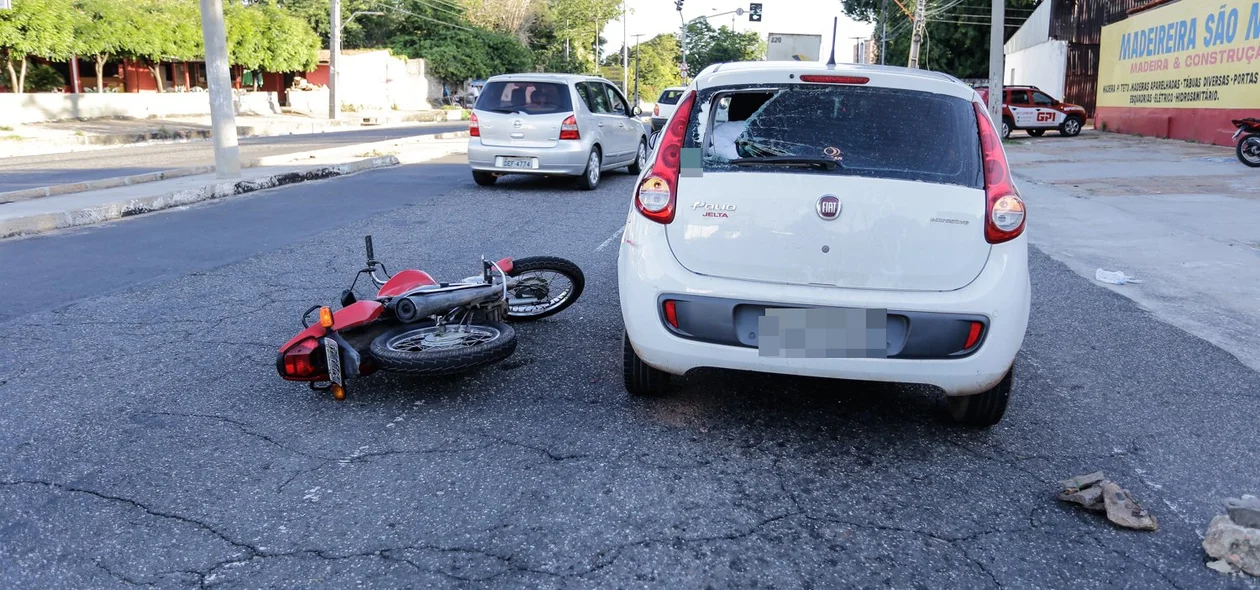 Acidente na avenida presidente Kennedy em Teresina 