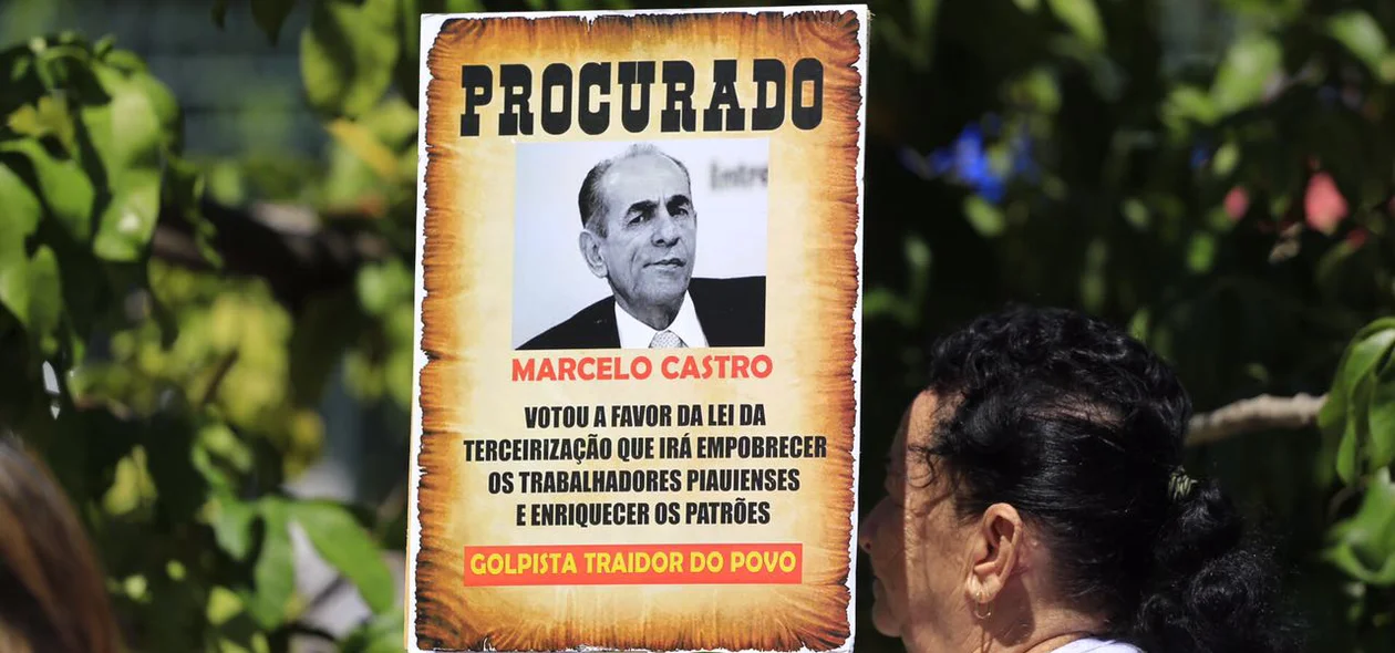 Placa de procura-se o deputado Marcelo Castro