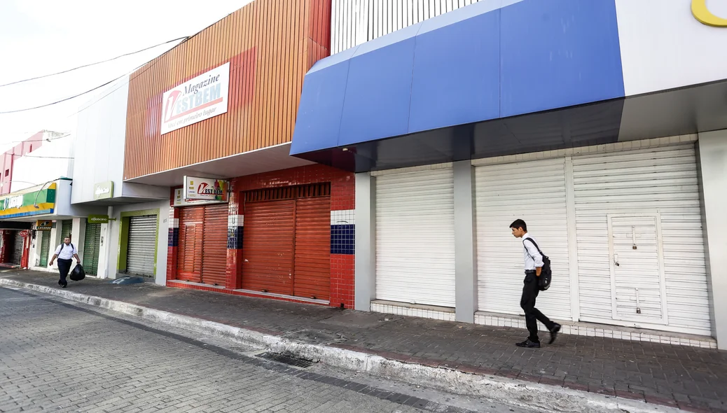 Trabalhadores vão embora mais cedo 