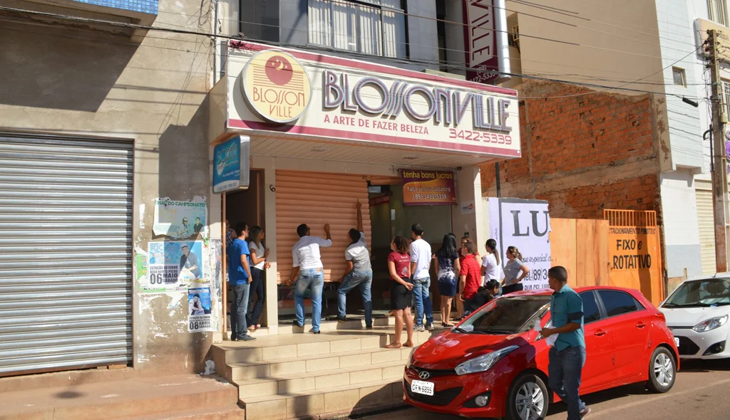 Blossom Ville teve portão danificado