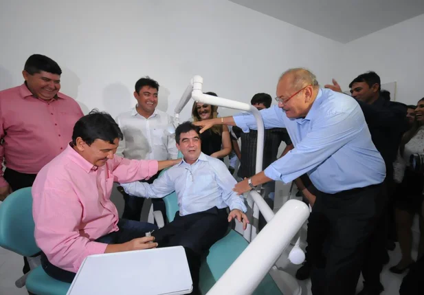 Wellington Dias inaugurou importantes obras