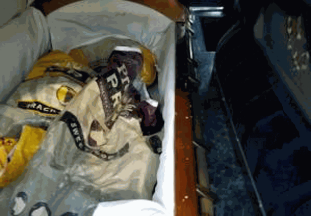 Carro fúnebre levava caixão repleto de maconha nos EUA
