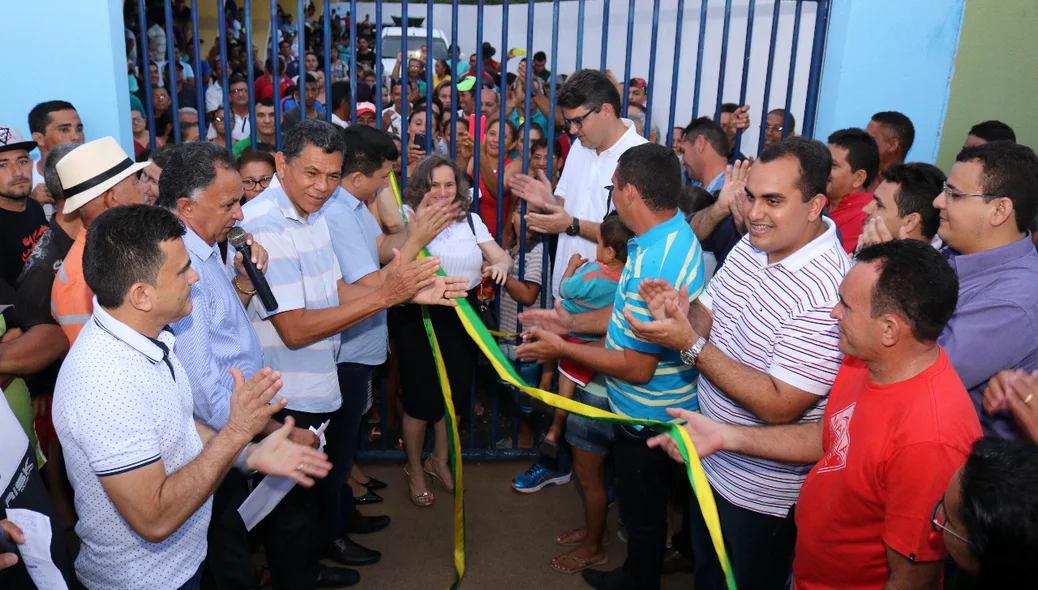 Inauguração de quadra poliesportiva 