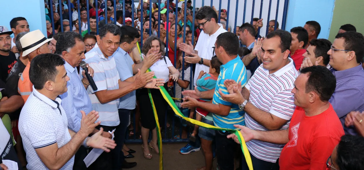 Inauguração de quadra poliesportiva 