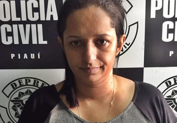 Acusada de tráfico de drogas foi presa no bairro São Pedro