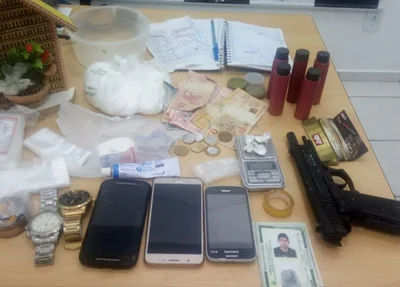 Material apreendido pela polícia