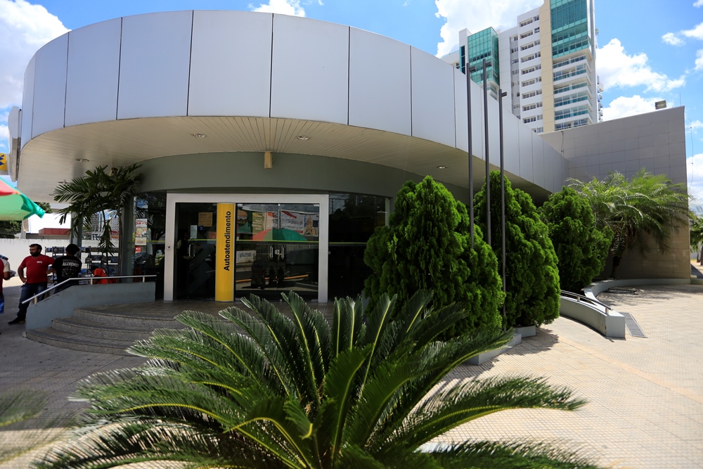 Agência do Banco do Brasil é arrombada 