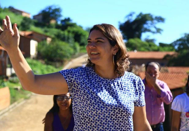 Deputada Janaínna Marques