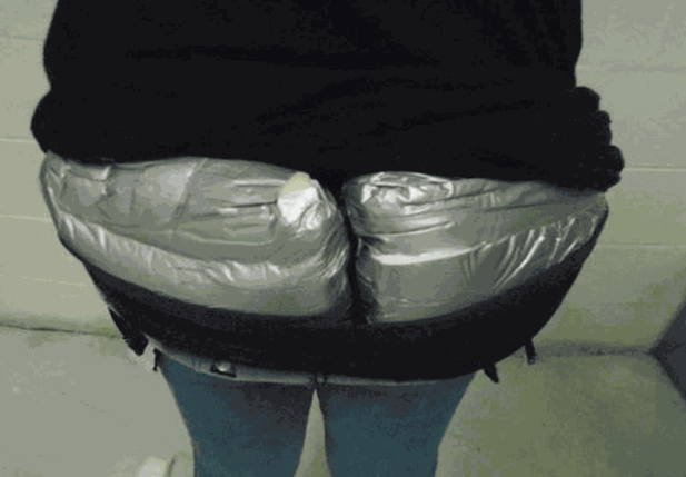Mulher tenta entrar nos EUA com heroína nas nádegas