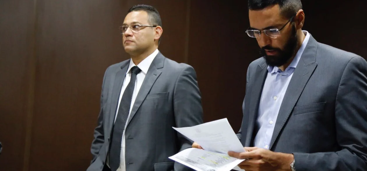 Delegado Riedel  Batista e delegado Kleydson Ferreira