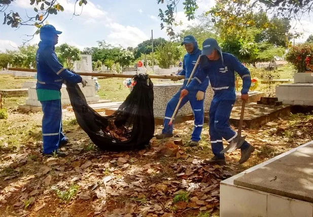 Cemitérios estão sendo limpos para visita do dia das mães 