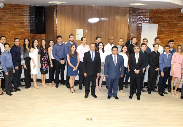 TJ-Piauí empossa 29 servidores aprovados em concurso