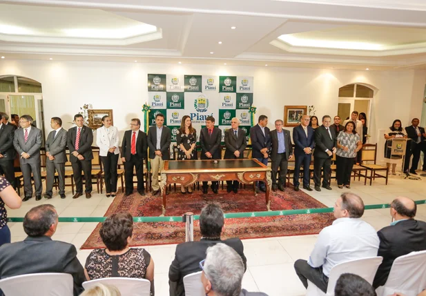 Governador empossa novos gestores