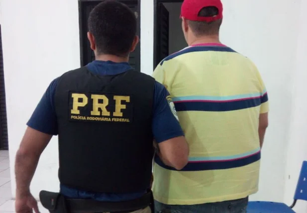 Traficante é preso em abordagem 