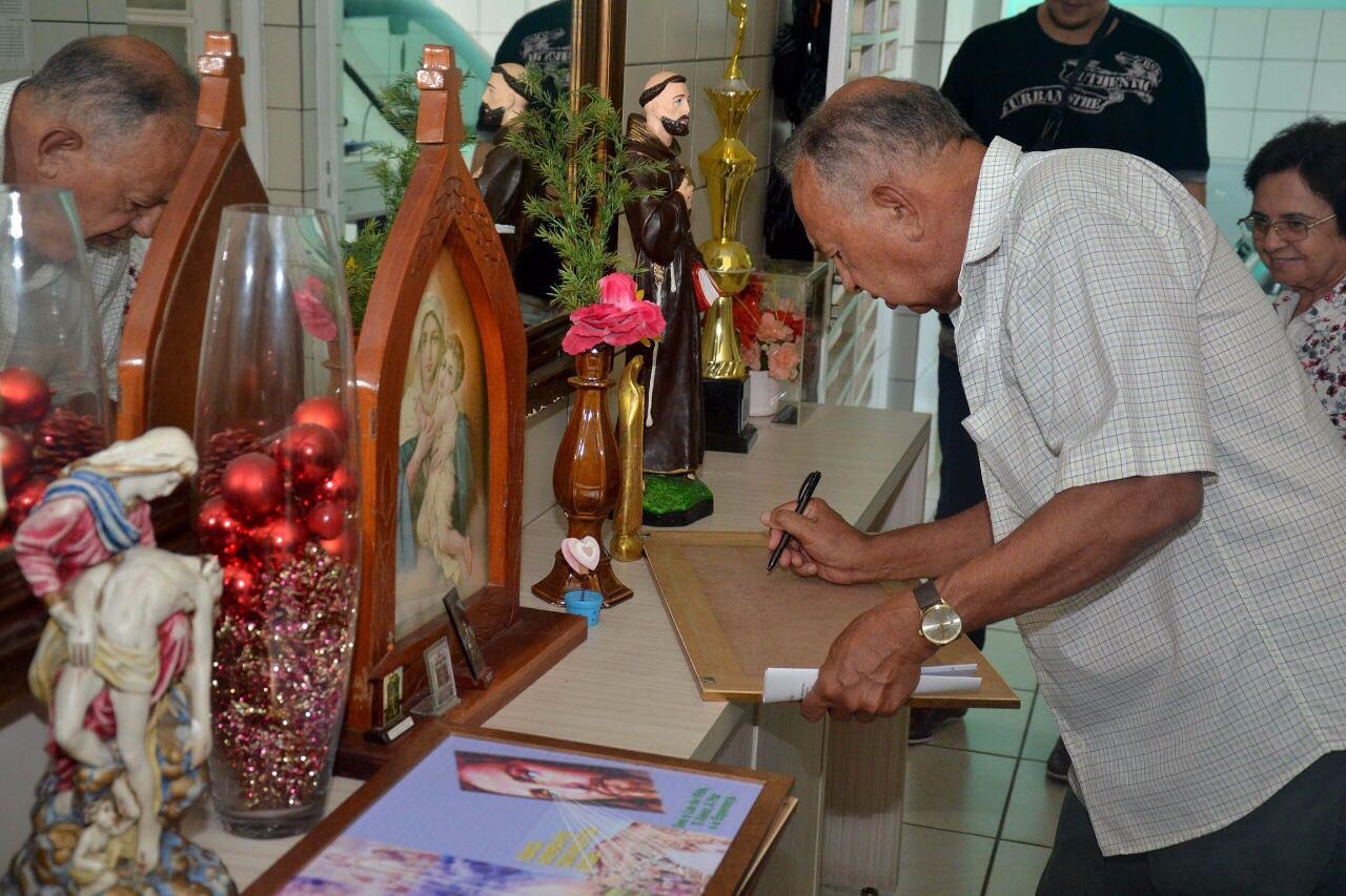 Dr. Pessoa visita as mães da Casa São José