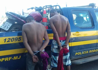 Assaltantes são presos pela PRF