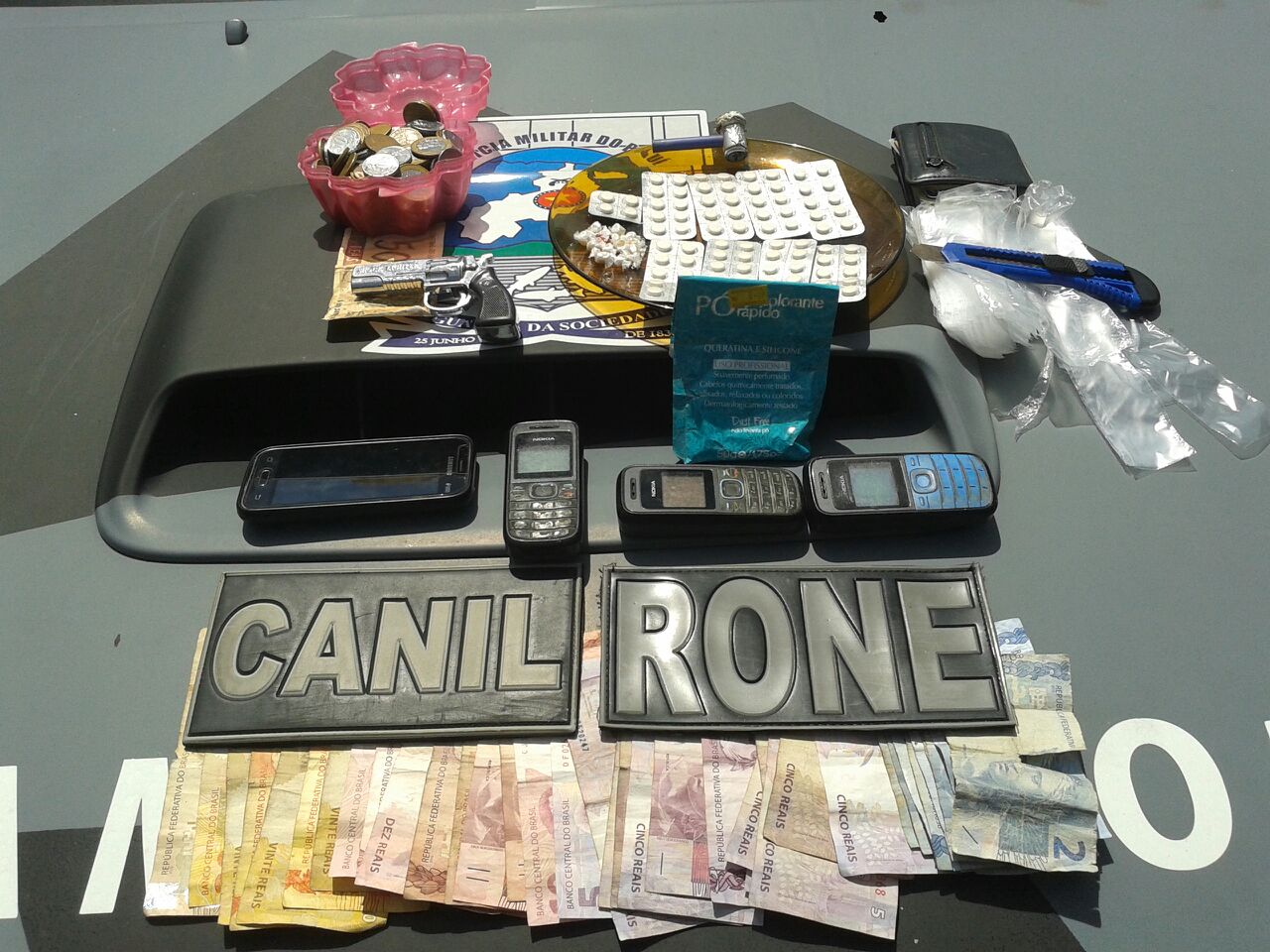 Material apreendido pela polícia