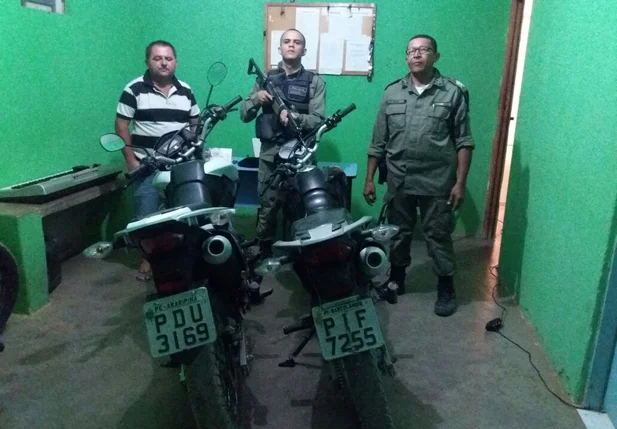 Motocicletas apreendidas pela PM