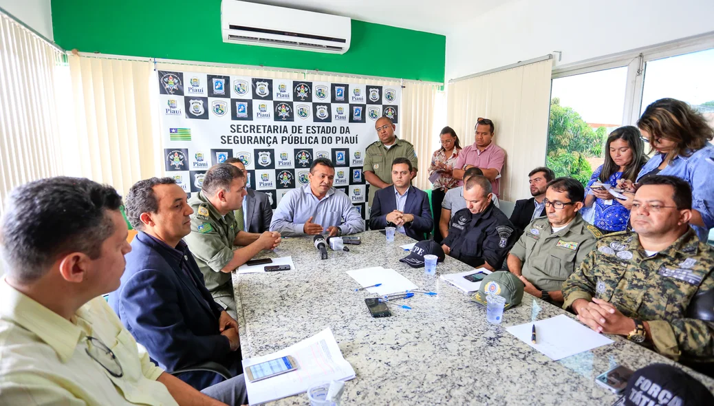 Reunião discute segurança em concurso da PM