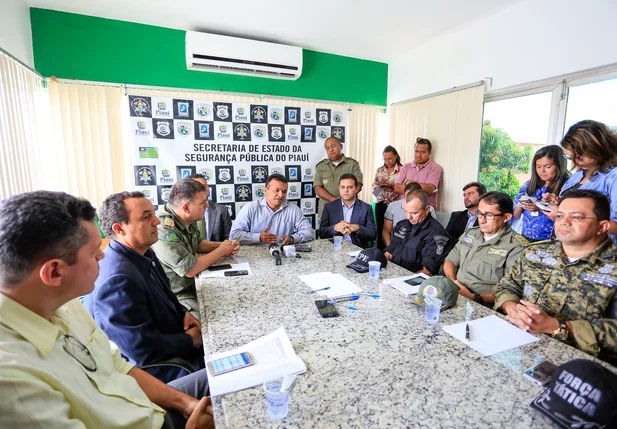 Reunião discute segurança em concurso da PM