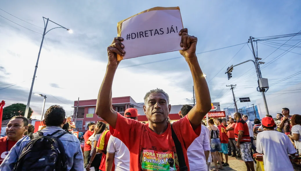 Manifestantes pedem o Fora Temer