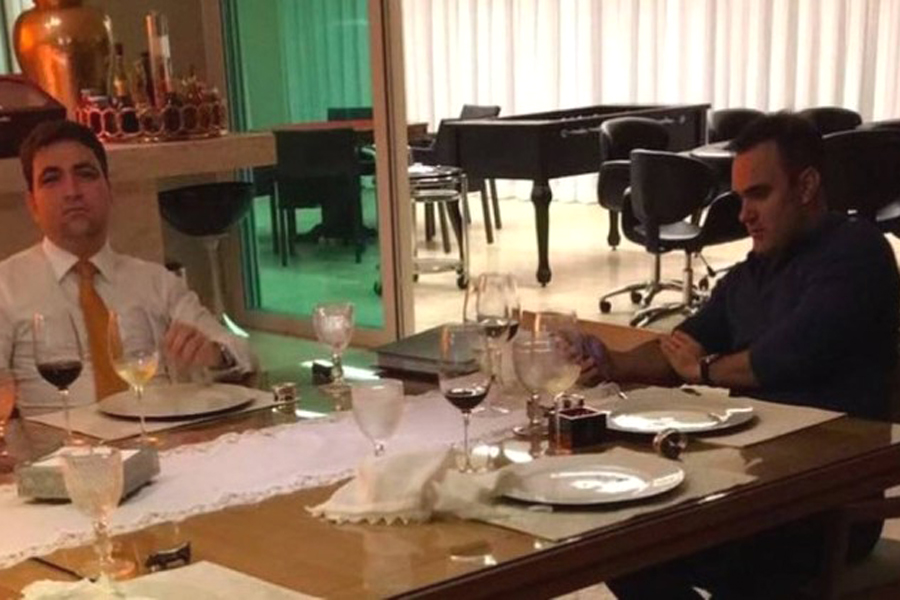 Willer Tomaz (à esquerda) e Ângelo Villela foram fotografados clandestinamente por Joesley Batista