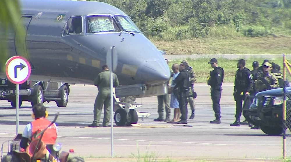 Fernandinho Beira-mar é transferido do presídio federal de Rondônia para outro estado
