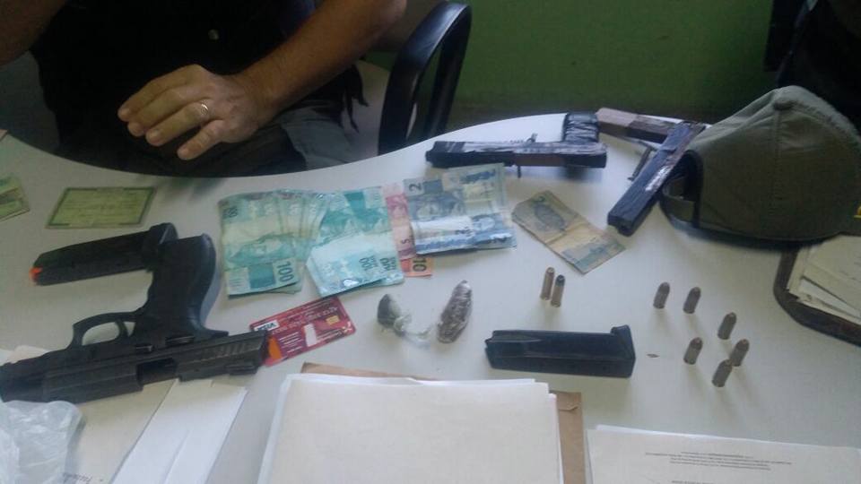 Material apreendido pela polícia