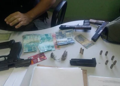 Material apreendido pela polícia
