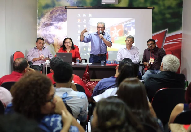 PT completa 37 anos e comemora com solenidades