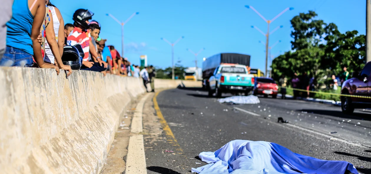 Criança morreu no local