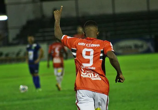 River com a derrota é o laterna de seu grupo