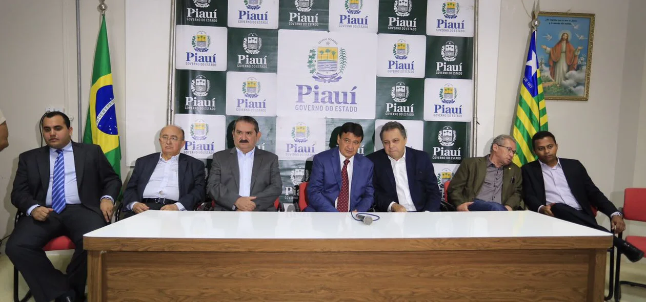 Solenidade de entrega da UTI neonatal da Maternidade Evangelina Rosa