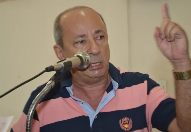 Marcos Holanda é reeleito para o oitavo mandato consecutivo