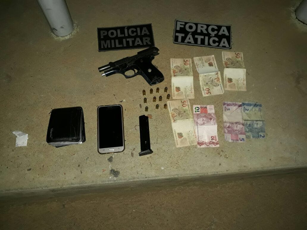 Material apreendido pela polícia