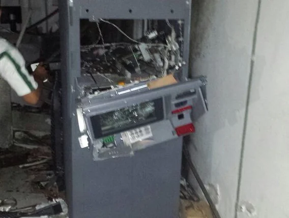 Caixa explodido em Pimenteiras