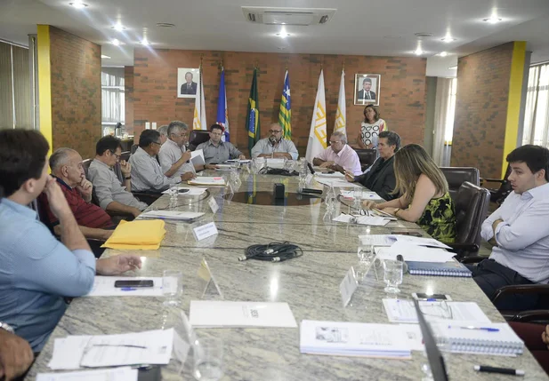 Reunião na FIEPI