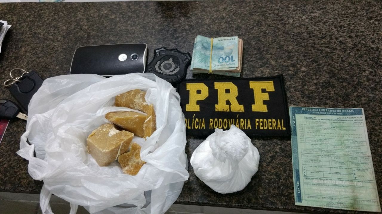 Material apreendido pela polícia