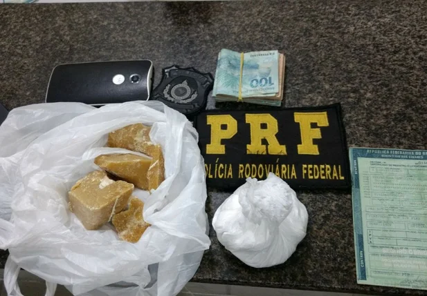 Material apreendido pela polícia